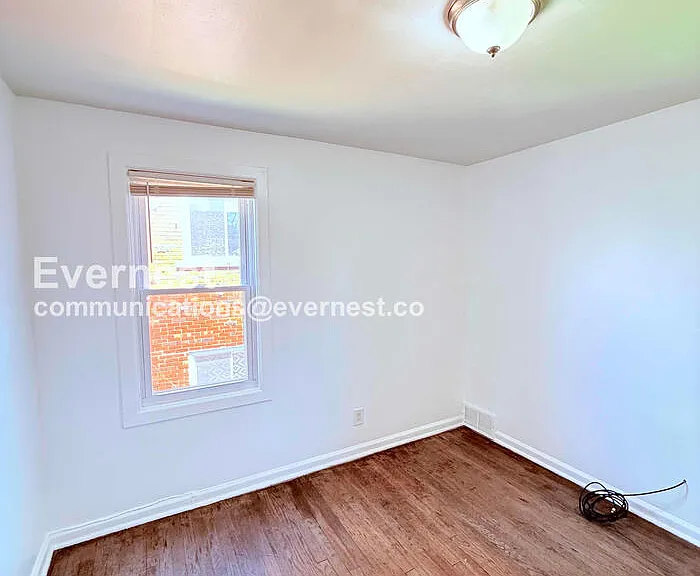 16834 Fairfield St — Photo 17