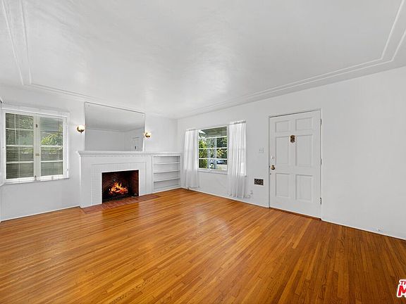 5th image of 1728 Wellesley Ave