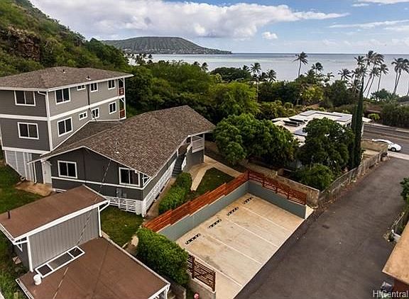 whole property .... this unit is the very top one, which has the BEST view