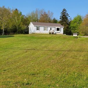 9 Woodrow Lane, Tremont, ME, 04674
