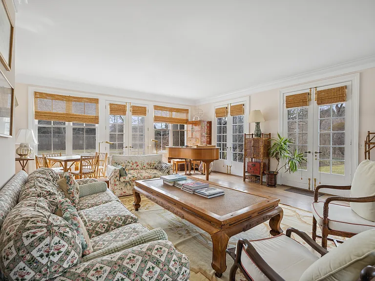 39 Marylea Dr — Photo 10