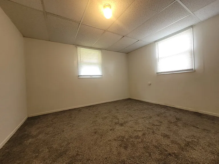 411 N Sheridan Ave — Photo 11