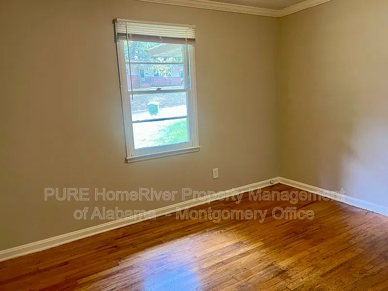 340 Sumerset Ln