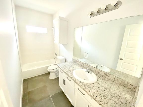5th image of 3813 Bella Costa Dr #4