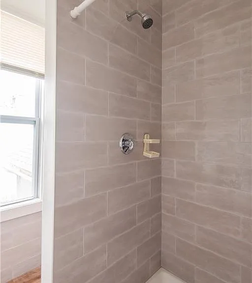 11 Brewer St — Photo 16