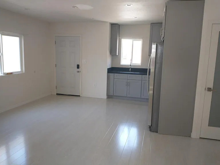 6817 Yolanda Ave — Photo 12