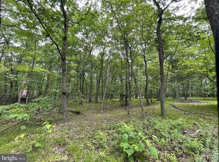 427 Camel Back Ln, Zion Grove, PA 17985