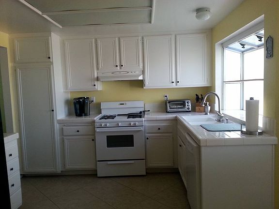5th image of 1603 Windsor Pl