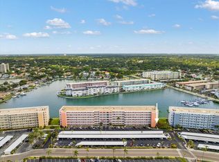 6025 Shore Blvd S APT 115, Gulfport, FL 33707