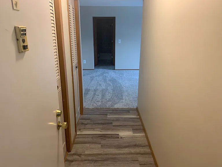 Indian Village Apartments — Photo 7