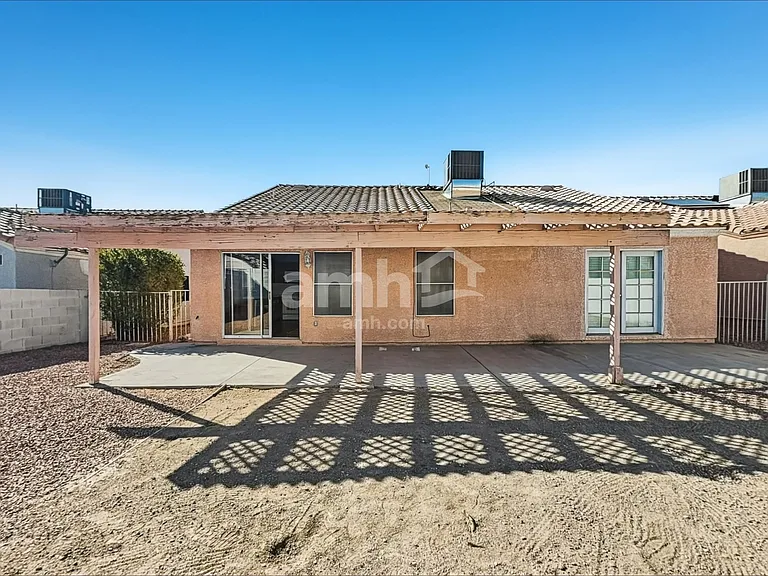 222 Mariposa Way — Photo 16