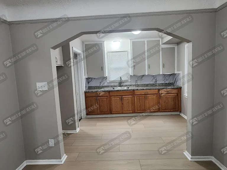 14331 Ardmore St — Photo 19