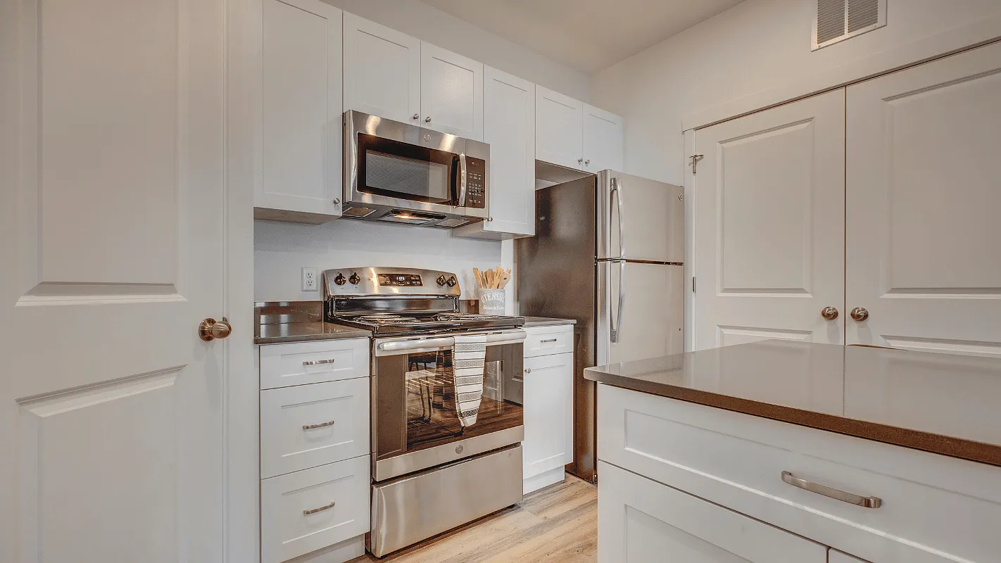 Eversage Apartments — Photo 3