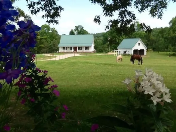 129 Old Ridge Rd, Salem, AR 72576