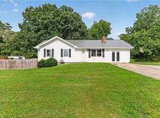 4408 Sardis Rd, Gainesville, GA 30506