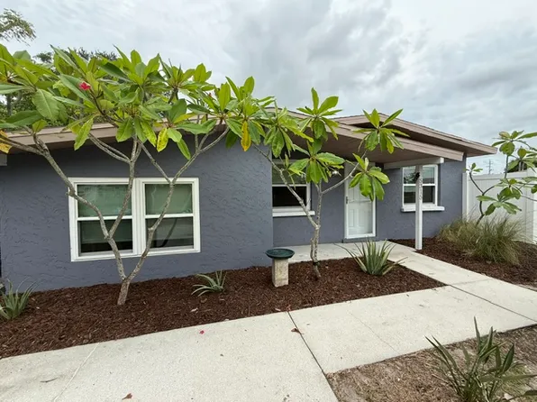 5315 Mesa Way, Sarasota, FL 34233