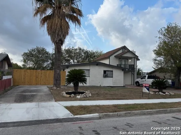 5606 Castle Prince, San Antonio, TX 78218