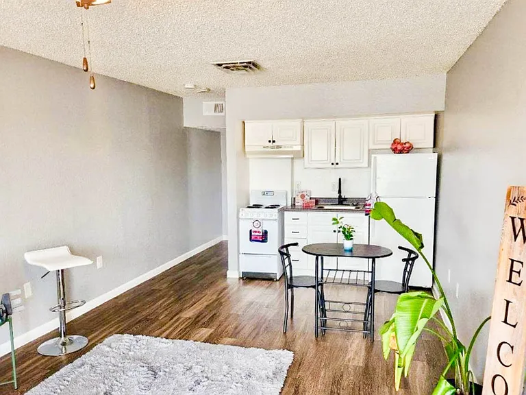 Ogden Villas — Photo 21