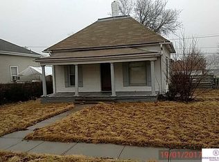 810 S Saunders Ave, Sutton, NE 68979