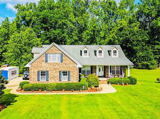 1341 Colts Pride Dr, Fayetteville, NC 28312
