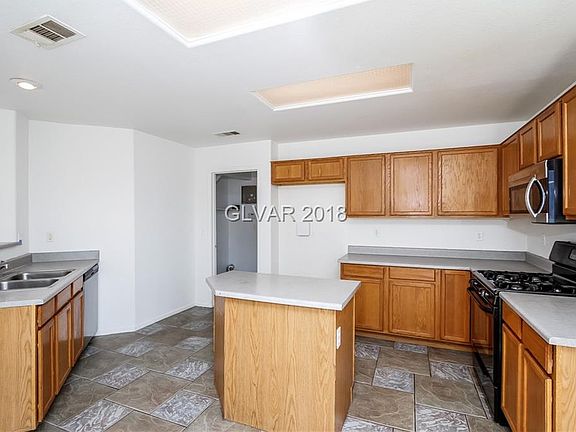5th image of 993 Adobe Flat Dr
