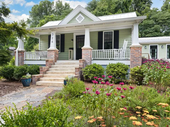 326 W Margaret Ln, Hillsborough, NC 27278
