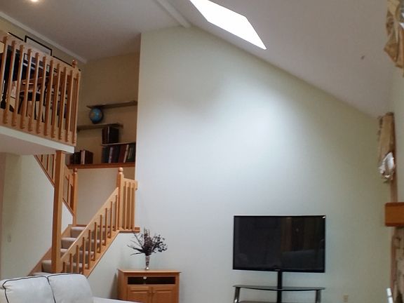 3rd image of 14150 Heather Ln
