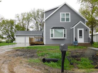 108 Drake Ave, Argusville, ND 58005