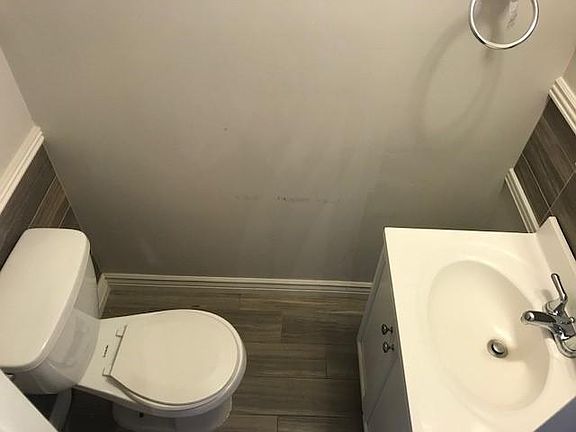 3rd image of 2781 S Centerbrook Dr