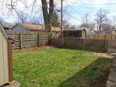 5th image of 5693 Beech Dr