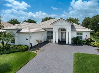 8245 Halbert Ln, Vero Beach, FL 32968