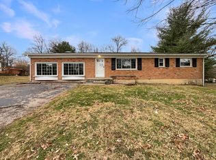 1068 Terrydel Ln, Cincinnati, OH 45245