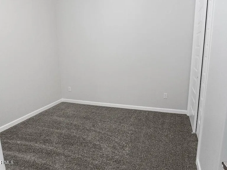 512 Twilight Dr — Photo 17