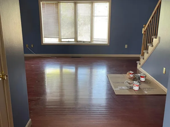 236 Frederick St, Manchester, NH 03102