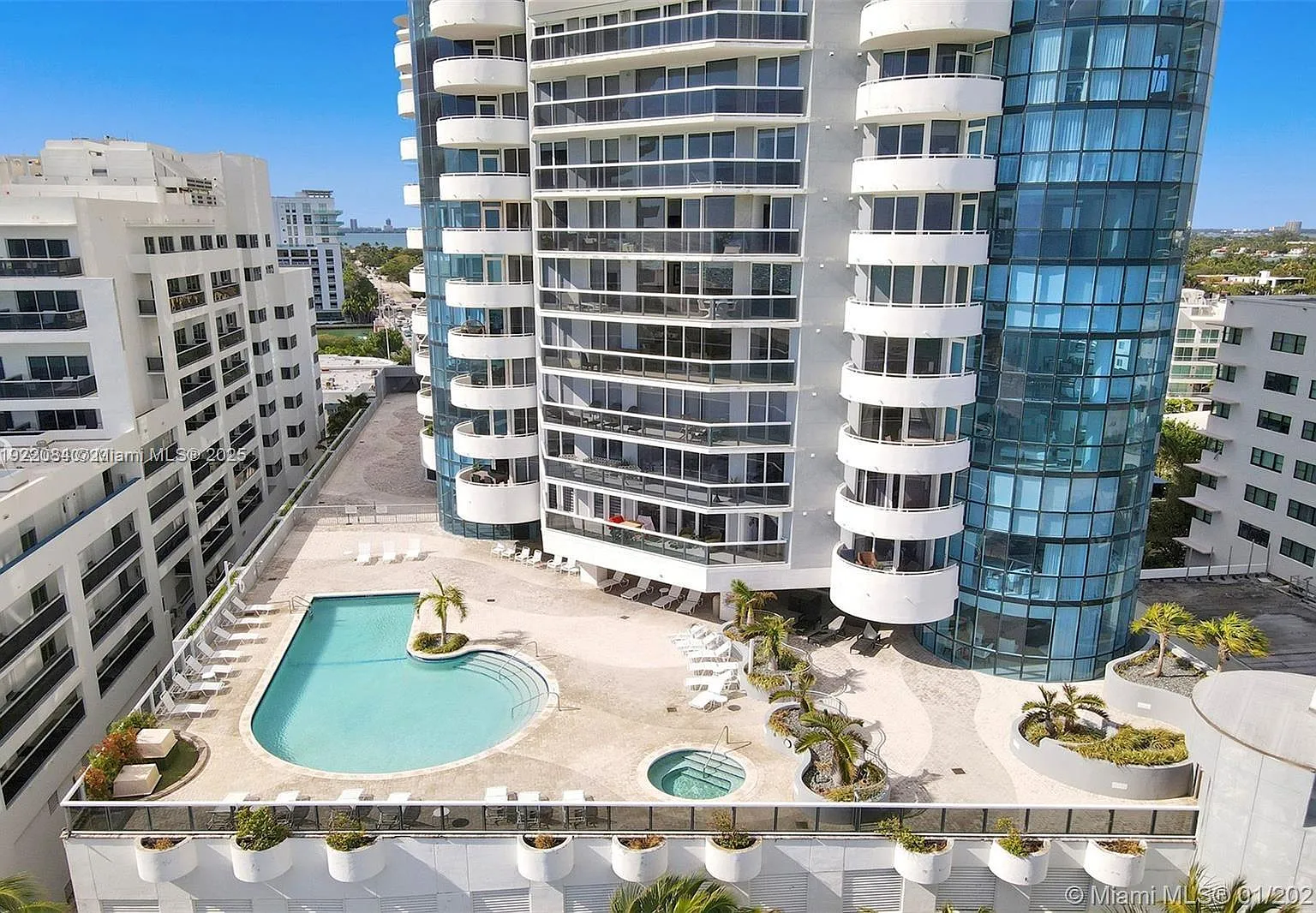 La Gorce Palace Condo — Photo 3