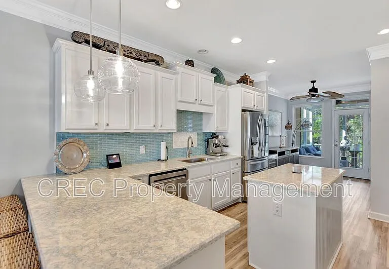 147 Palm Cove Way — Photo 7