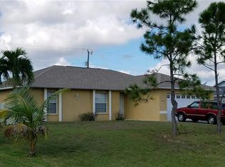 1028 SW 11th Ct, Cape Coral, FL 33991
