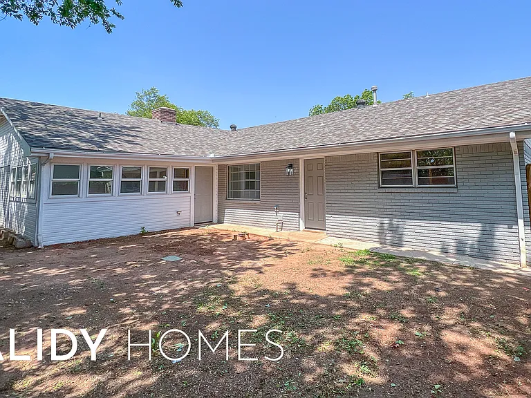 6312 Overcourt Mnr — Photo 40