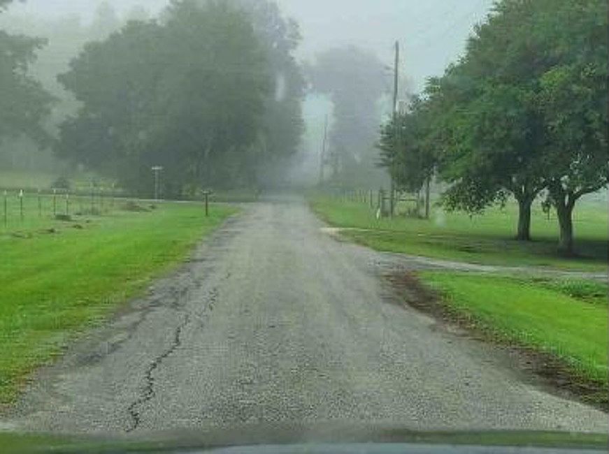 Exterior Neighborhood (street photo)