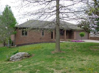 818 Barwick Pl, Willard, MO 65781