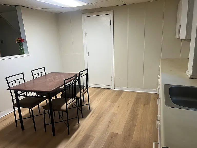 250 Browning Ln #1A — Photo 6