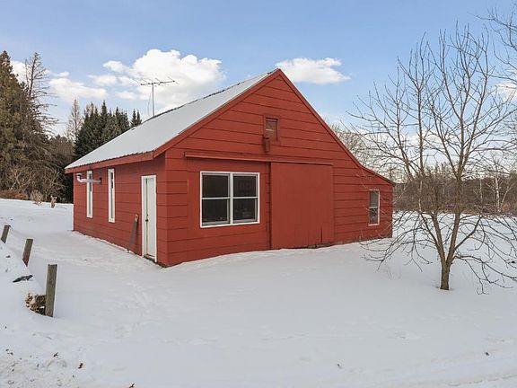 On Acreage!