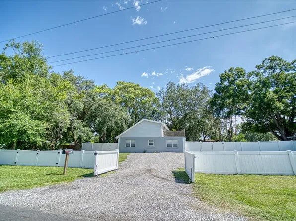 114 Arkwright Dr, Tampa, FL 33613