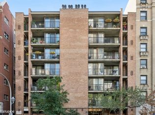 651 W Sheridan Rd APT 2D, Chicago, IL 60613