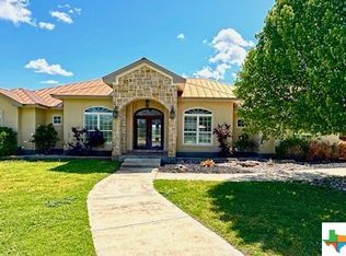 460 County Road 1010, Lampasas, TX 76550