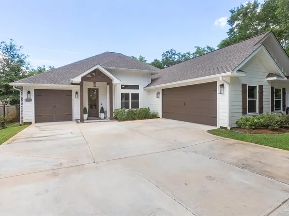 5100 Soundside Dr, Gulf Breeze, FL 32563