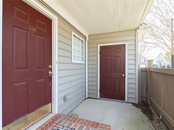 3rd image of 510 Waters Edge Ln