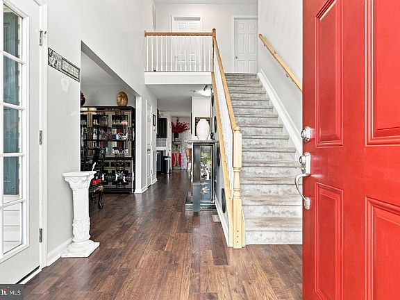 5th image of 294 Teal Rd N