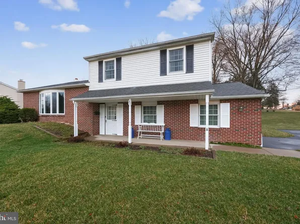 667 Lily Rd, Warminster, PA 18974