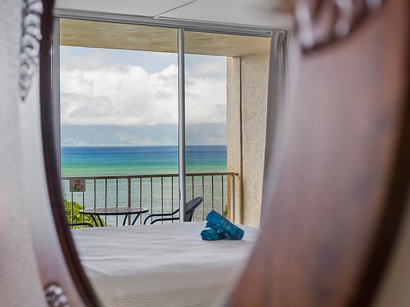 2nd image of 4365 Lower Honoapiilani Rd #404